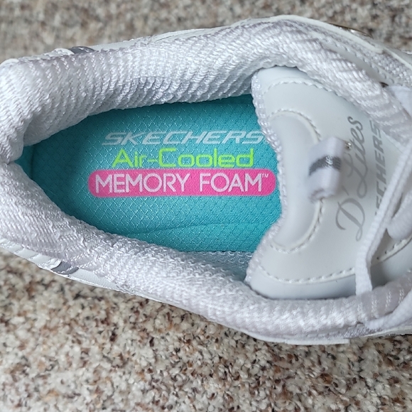 Skechers White D'Lites Sneakers - Picture 7 of 11